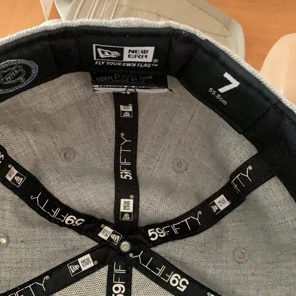 NFL red wing hat nwot  size 7 - Picture 5 of 7